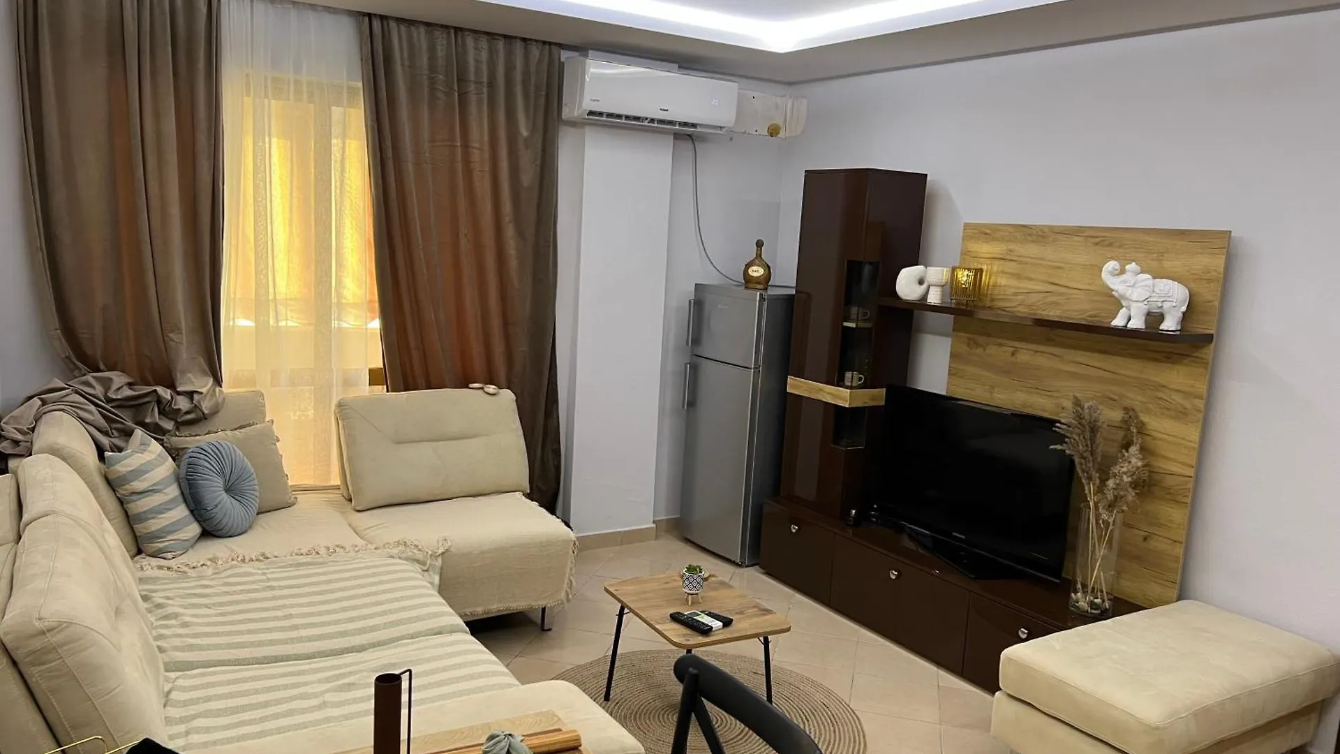 Golem Apartament Og location